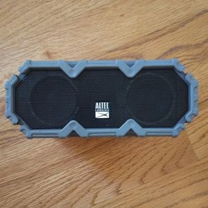 altec lansing life jacket bluetooth speaker